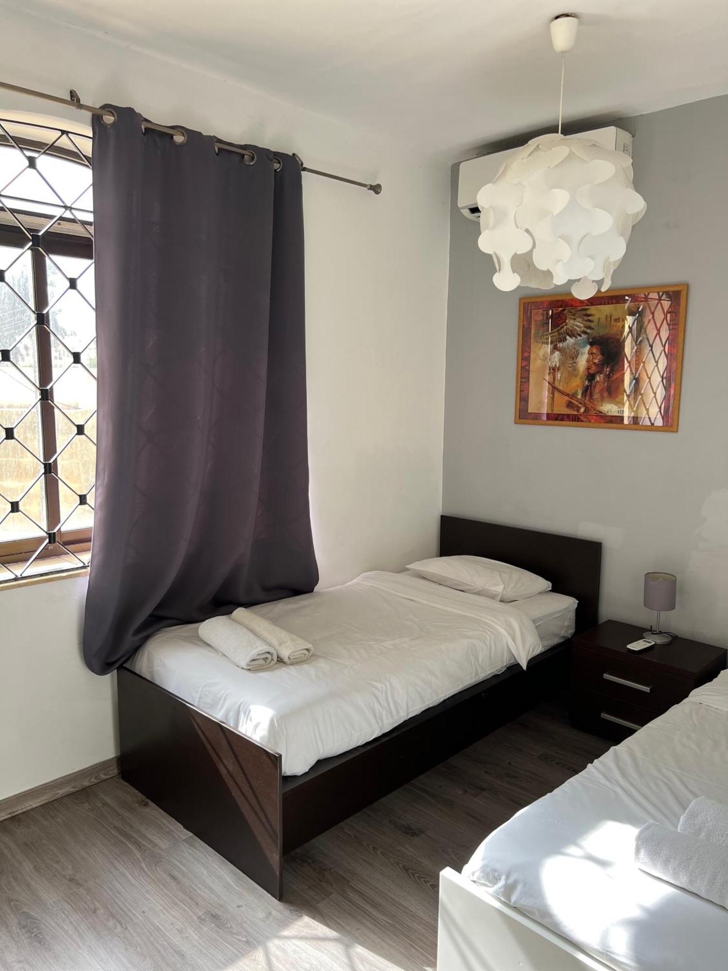 Light And Bright St Julians Central 1 Apartamento St. Julian's Exterior foto